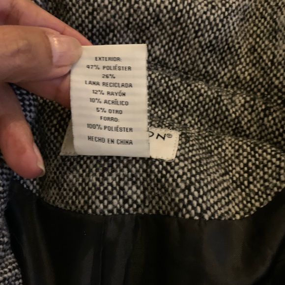 Grey coat - Picture 3 of 6